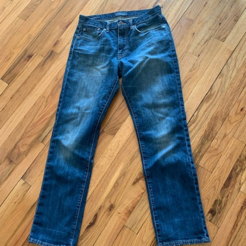 Lucky 410 athletic fit jeans size 32